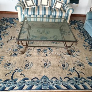 Lote siguiente: Alfombra China Art Decó de Lana Tejida a Mano
