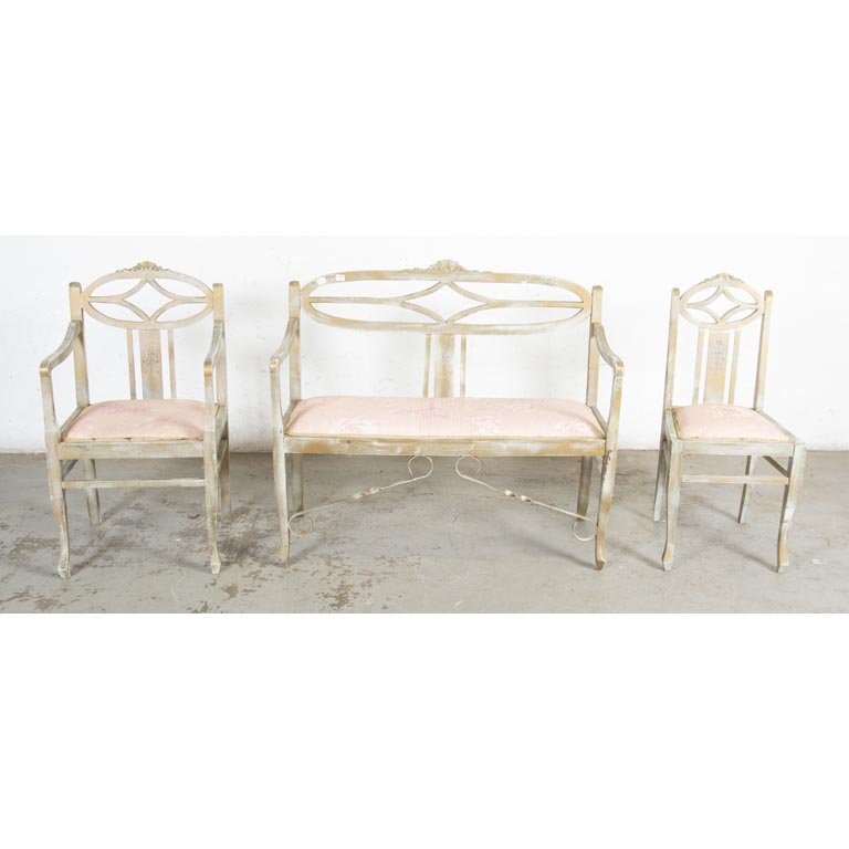 Juego de Sala Francés: Sofá, Sillón y Silla con Tapizado Floral