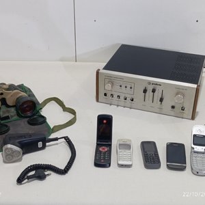 Amplificador Gradiente, 6 Celulares, Binoculares y Afeitadora Eléctrica - imagen 1