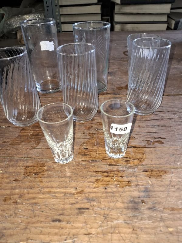 Vasos de vidrio y shot glasses en buen estado - imagen 2