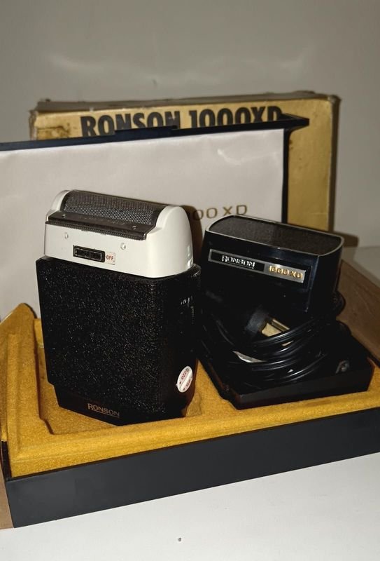 Afeitadora vintage Ronson modelo XD funcionando - imagen 4