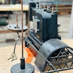 Máquina de Coser Industrial Adamson Antigua con Motor Hoover - imagen 5