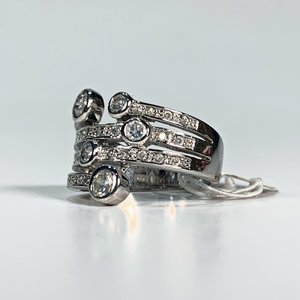 Lote anterior: Anillo de Fantasía con Ranuras y Circones