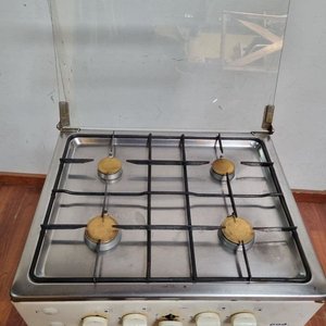 Cocina a Gas Pod Blanca y Negra con Horno - Funciona - imagen 3