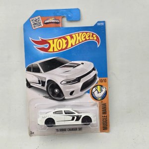 Lote anterior: Hot Wheels Dodge Charger SRT '15 Blanco Muscle Mania