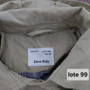 Lote siguiente: Prenda- Gabardina Beige talle 13-14 Zara Kids