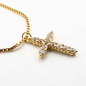 Cadena de Plata con Baño de Oro y Dije Cruz con Piedras - imagen 2