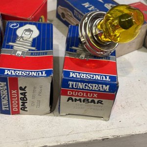 Lotes de Lámparas Tungsram para Autos - imagen 11