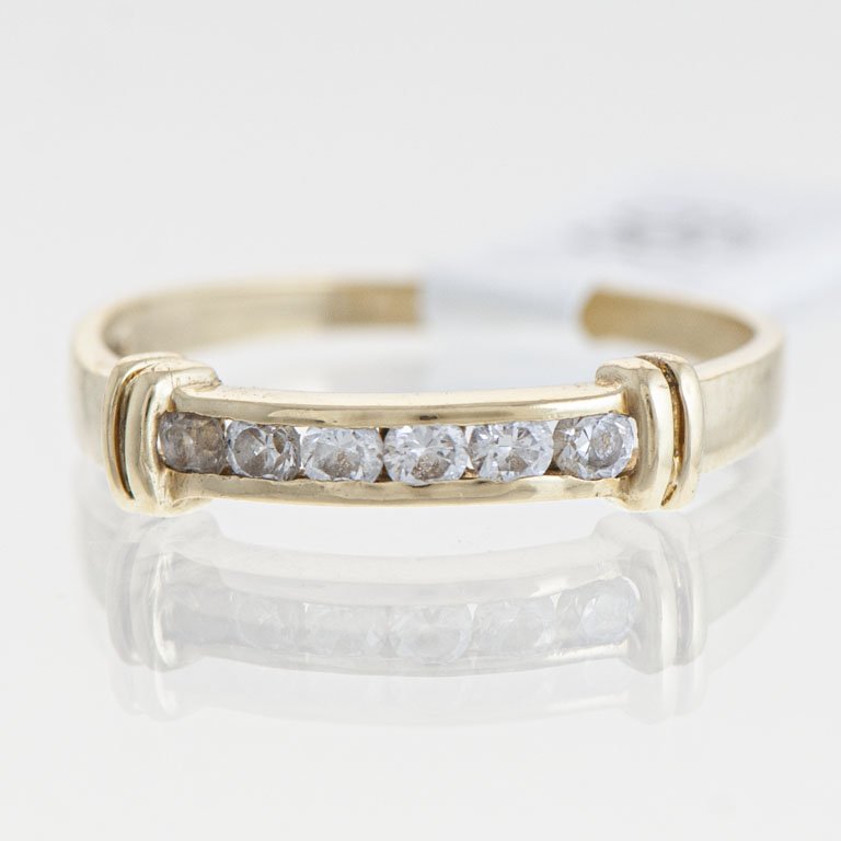 Lote siguiente: Anillo de Oro con Diamantes
