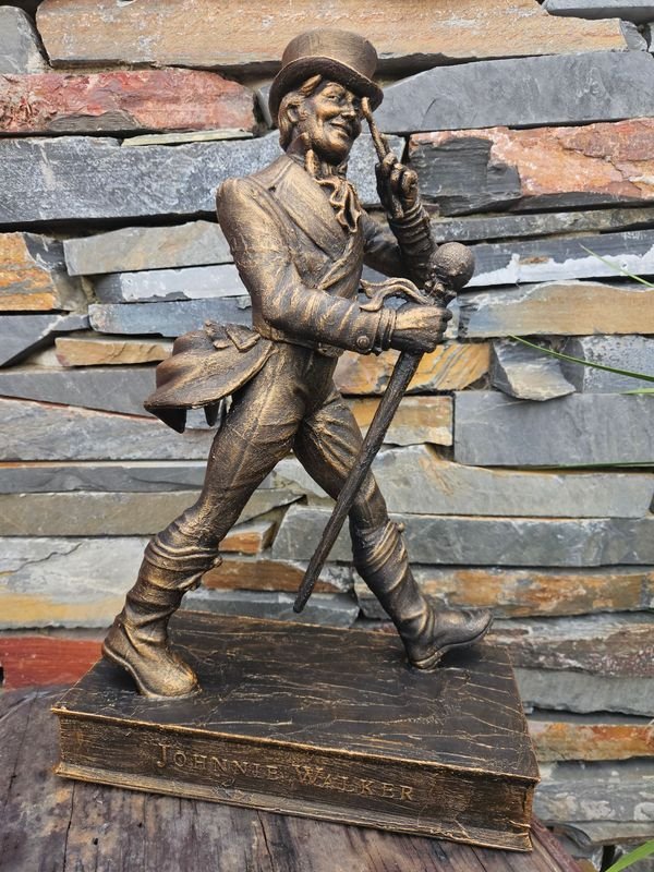 Escultura de Juan Caminante, una obra maestra en bronce - imagen 5