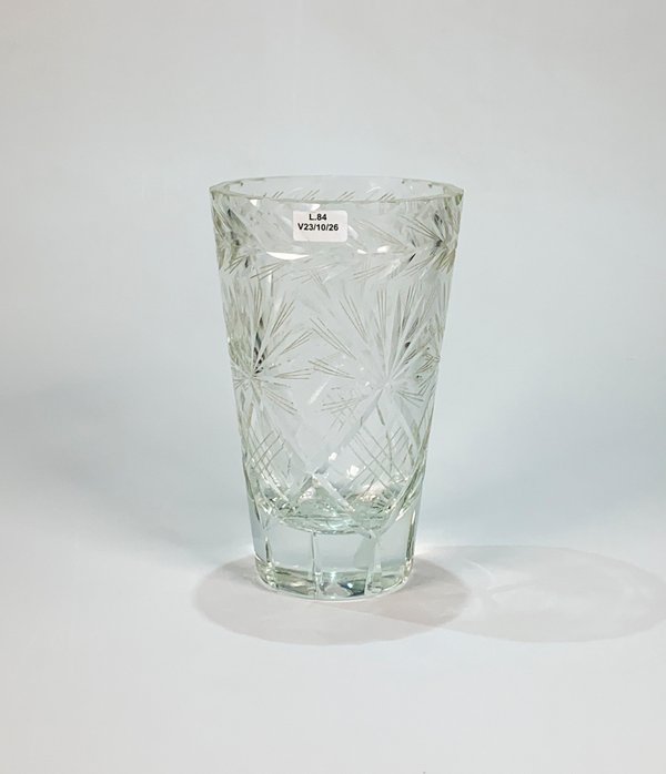 Florero Cónico de Cristal Tallado con Detalles en Boca - imagen 1