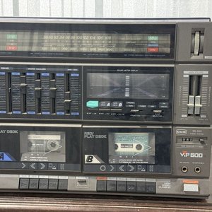 Tocadiscos Vintage Sanyo VP-500 con Doble Cassette y Ecualizador - imagen 2
