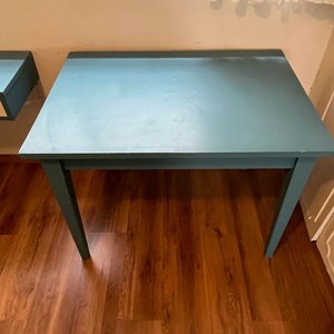 Mesa Escritorio Azul de Madera Impecable - imagen 3