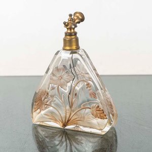 Lote anterior: Perfumero de Cristal Tallado con Flores y Detalles Metálicos