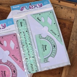 Juegos de Geometría Flexy Wero: 24 Sets Escolares con Regla, Escuadra y Transportador - imagen 5