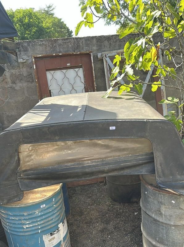 Capota de coche en buen estado - imagen 1