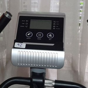 Bicicleta Ergométrica Elíptica Bravo Modelo 380E - imagen 2