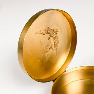 Caja Metálica Decorada con Aves y Firma "HOLY FRS" - imagen 5