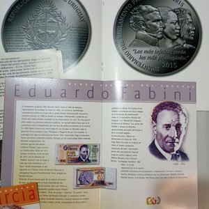 Lote de 5 Publicaciones Uruguayas: Revistas Históricas, Reglamento Bicentenario y Serie Armónica - imagen 4