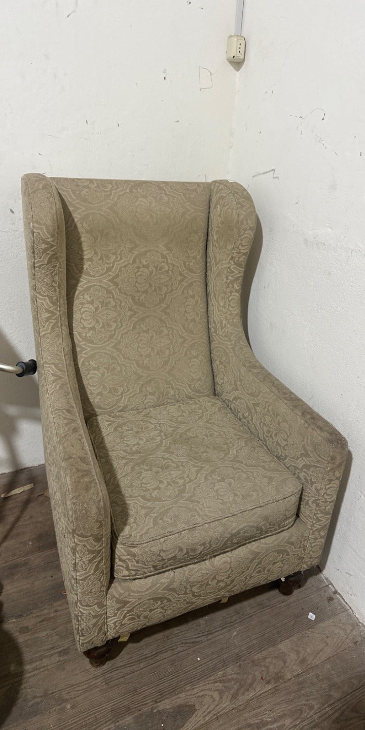 Lindo Sillón Estilo Inglés Tapizado en Jacquard
