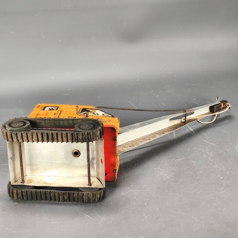 Grúa de chapa vintage de la década de 1930, fabricada en USA - imagen 8