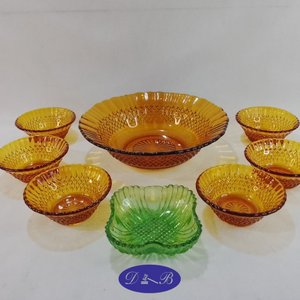 Lote anterior: Set de 7 Compoteras y Bowl Central en Vidrio Tallado
