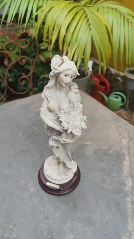 Item 901161 - Image 0