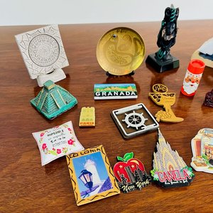 Lote de Imanes y Adornos para Heladera de Viajes y Temáticos - imagen 3