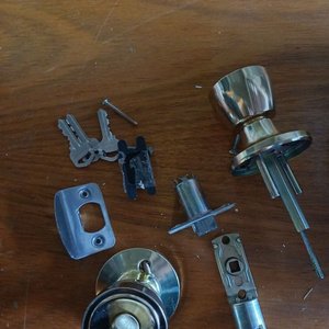 Pomo de Cerradura Nuevo con Llaves y Tornillos - imagen 2