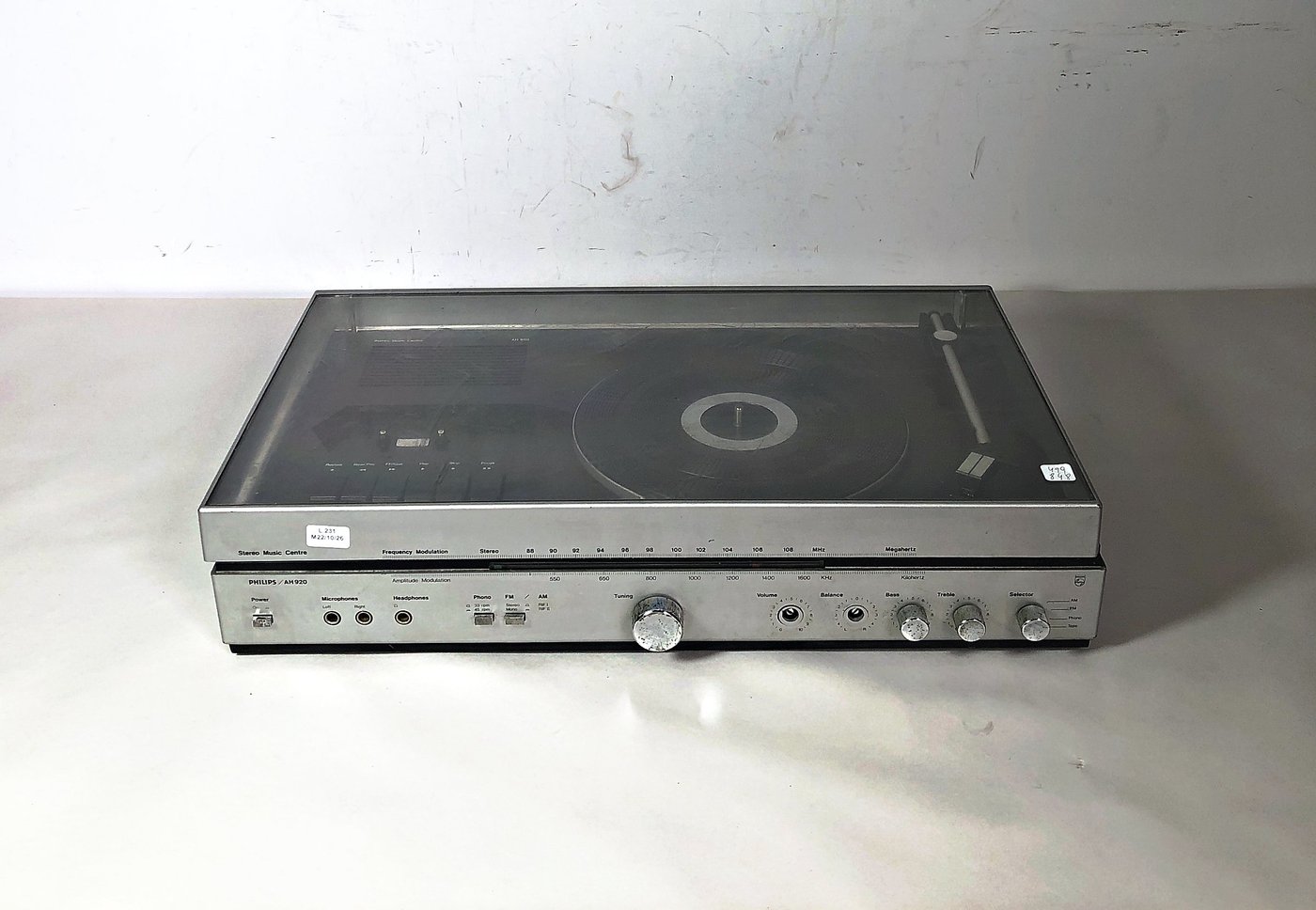 Tocadiscos Vintage Philips AH 920 con Radio FM/AM