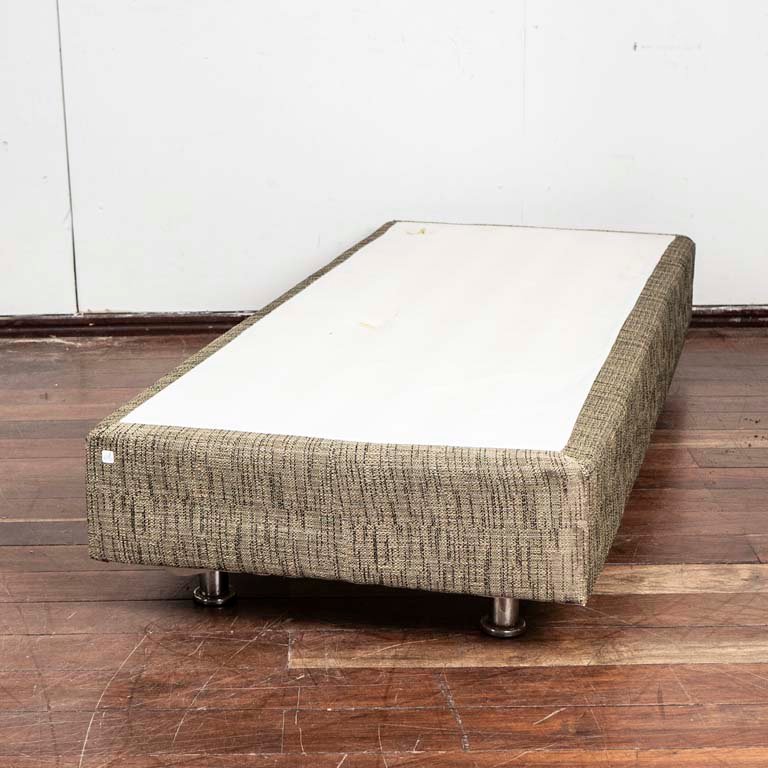 Item 2113896 - Image 0