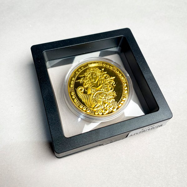 Moneda Coleccionable Virgo Dorada con Estuche Zodiacal - imagen 1