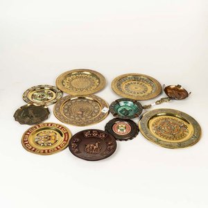 Lote anterior: Lote de 12 Platos Decorativos de Bronce y Cobre con Diseños Variados