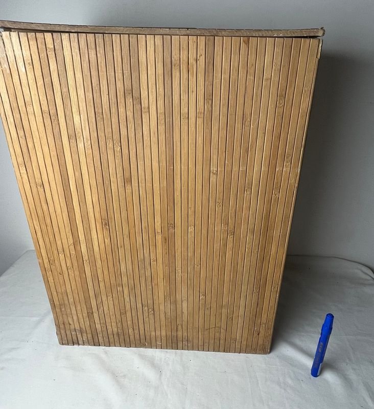 Canasto para Ropa Sucia de Bambú o Madera - imagen 6