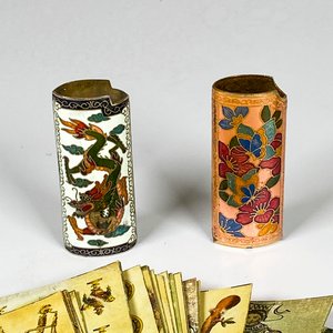 Cinco piezas de bronce y esmalte y cartas españolas - imagen 4