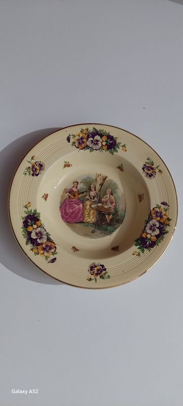 Platos decorativos y fuentes de porcelana - imagen 8