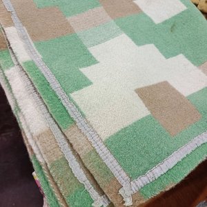 Frazada Campomar 100% Lana Inapollable Verde y Beige + Manta Cuadros - imagen 2