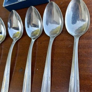 Juego de 6 cucharitas y 6 cucharas grandes Enebe - imagen 3