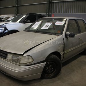 Lote de 2 Autos Usados para Repuestos o Reparación - imagen 1
