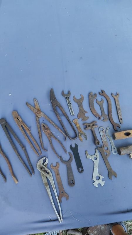 Lote de Herramientas y Herramientas Usadas - imagen 4