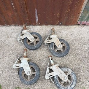 Lote anterior: Juego de 4 Ruedas para Andamios