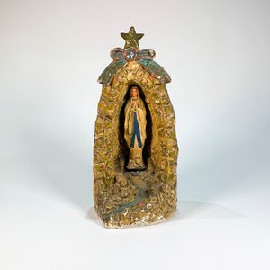 Gruta con Virgen de Lourdes en Yeso - imagen 2