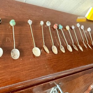 Lote anterior: Juego de 12 Cucharitas Decoradas con Piedras Semipreciosas