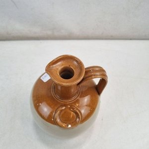 L 346 - 1 Pieza - Antigua jarra de ceramica de tipo gres en dos tonos, con boca vertedora y asa, de la firma "Donald Fisher & Monks Whisky Edinburgh" (Con detalles esteticos por el paso del tiempo) - imagen 3