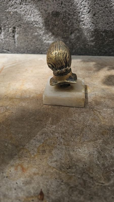 Busto de Artigas en bronce y mármol - imagen 5