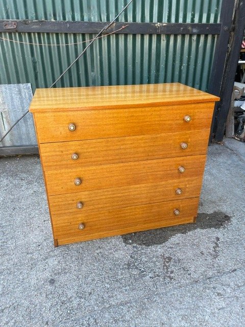 Mueble de madera en buen estado - imagen 2