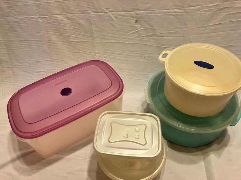 Lote- de 5 recipientes plastico taper