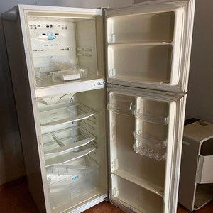 Heladera con Freezer James Blanca - imagen 2