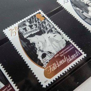 4 Sellos Mint Islas Malvinas 60° Aniversario Coronación Reina Elizabeth II - imagen 2