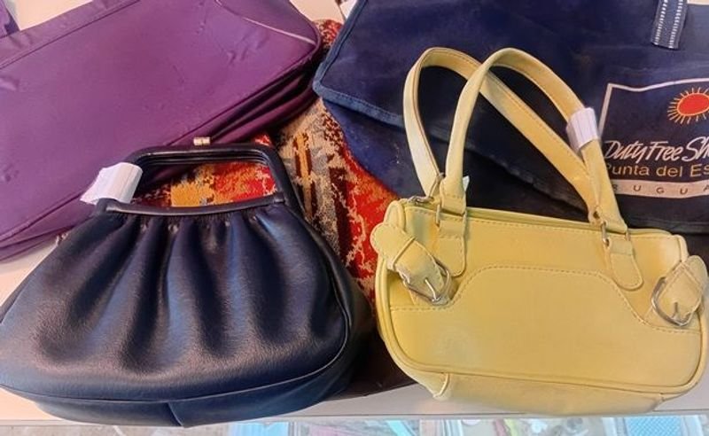 Colección de bolsos y carteras de segunda mano - imagen 4